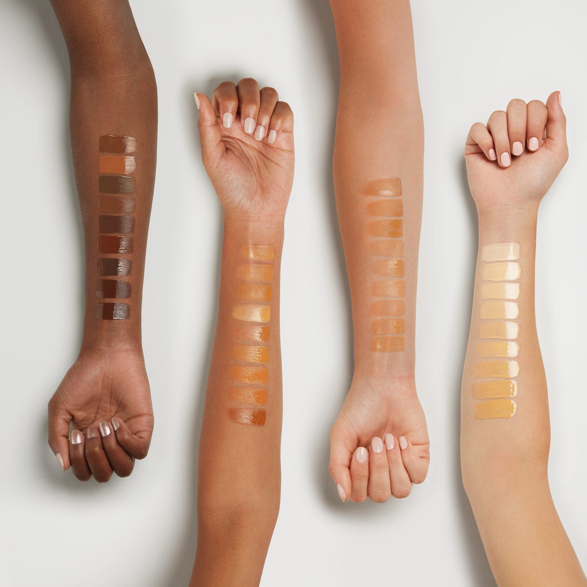 Pretty Natural HYDRATING FOUNDATION