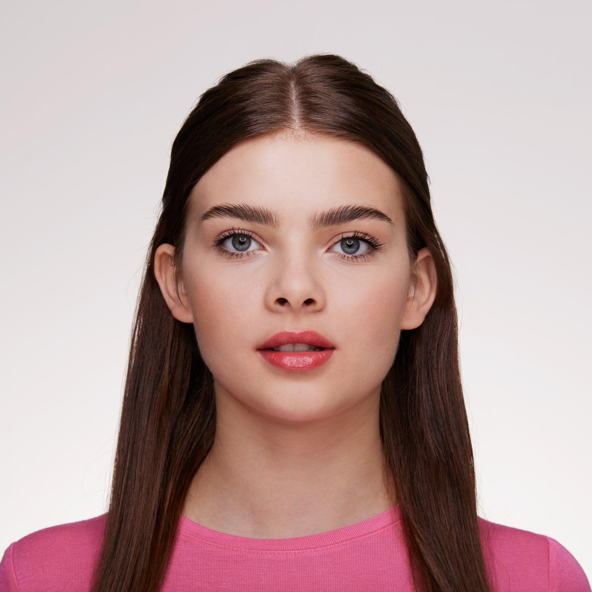 essence hydrating nude lipstick DELICATE online kaufen