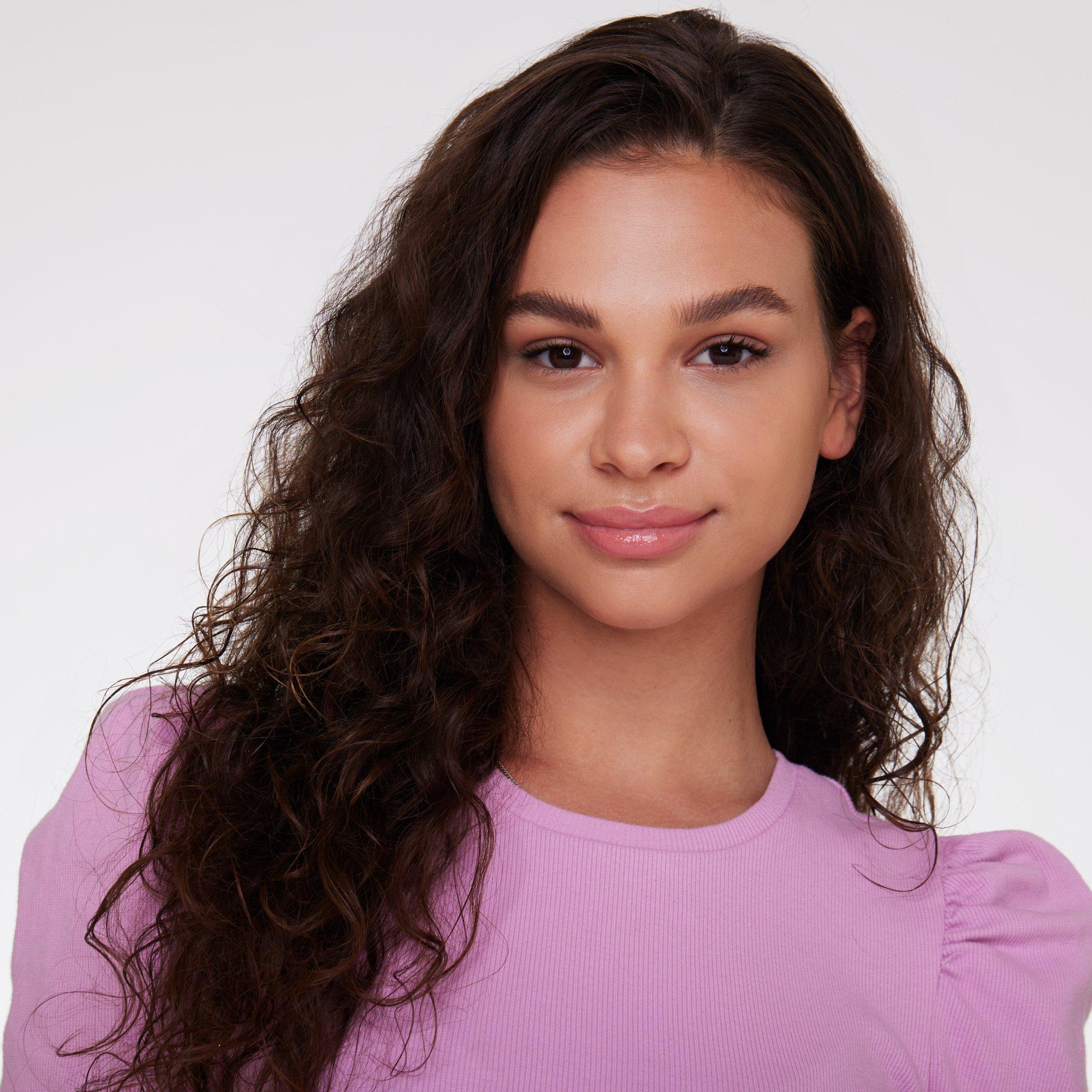 essence extreme care hydrating glossy lip balm Soft Peach online entdecken