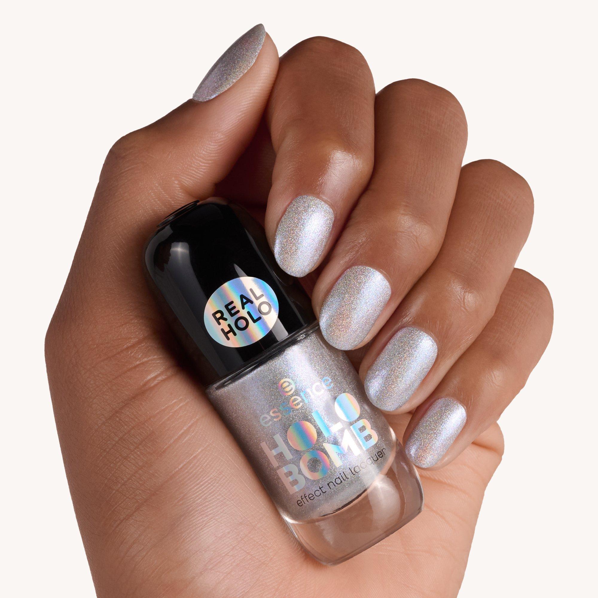 essence HOLO BOMB effect nail lacquer Ridin' Holo online entdecken