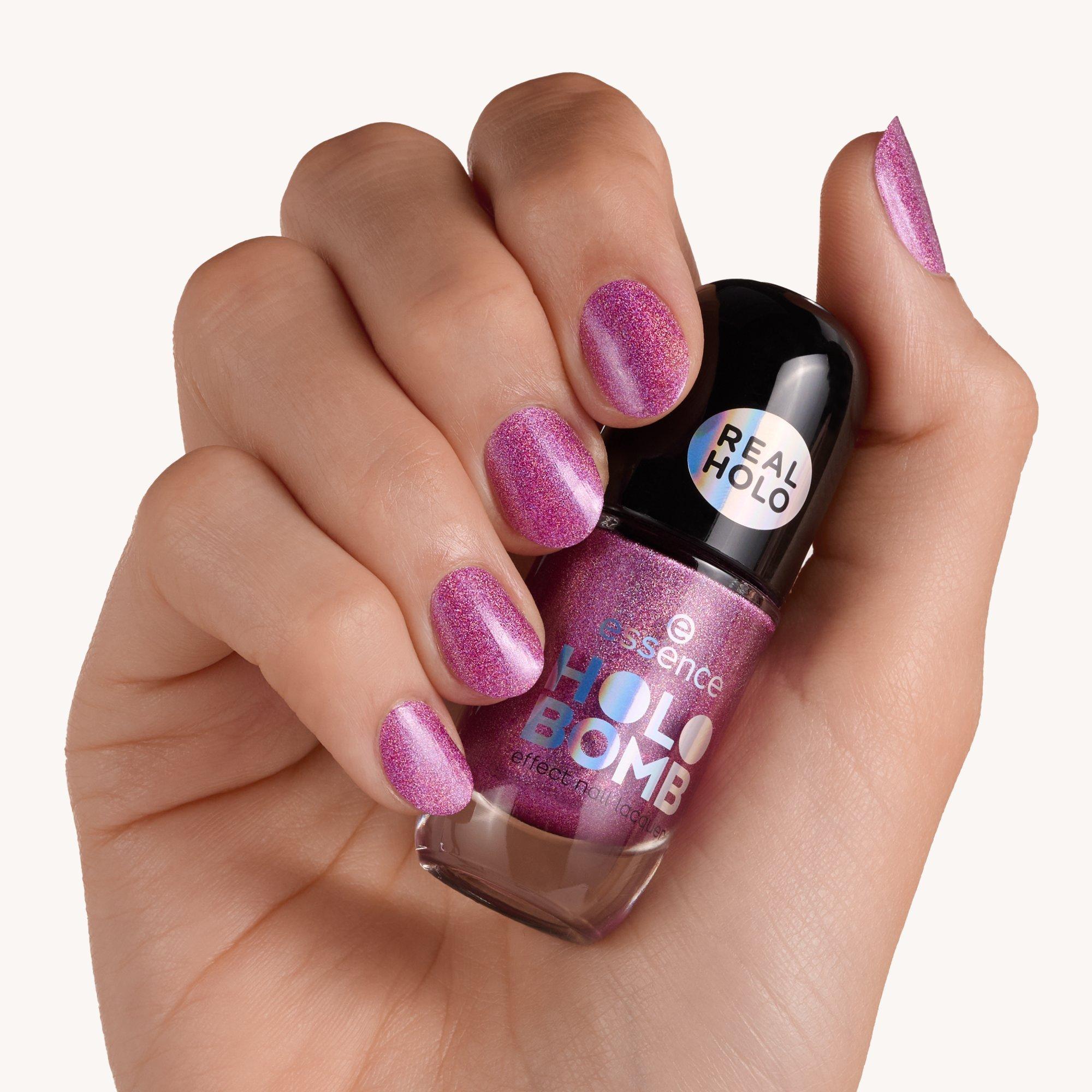 essence HOLO BOMB effect nail lacquer Holo Moly online entdecken
