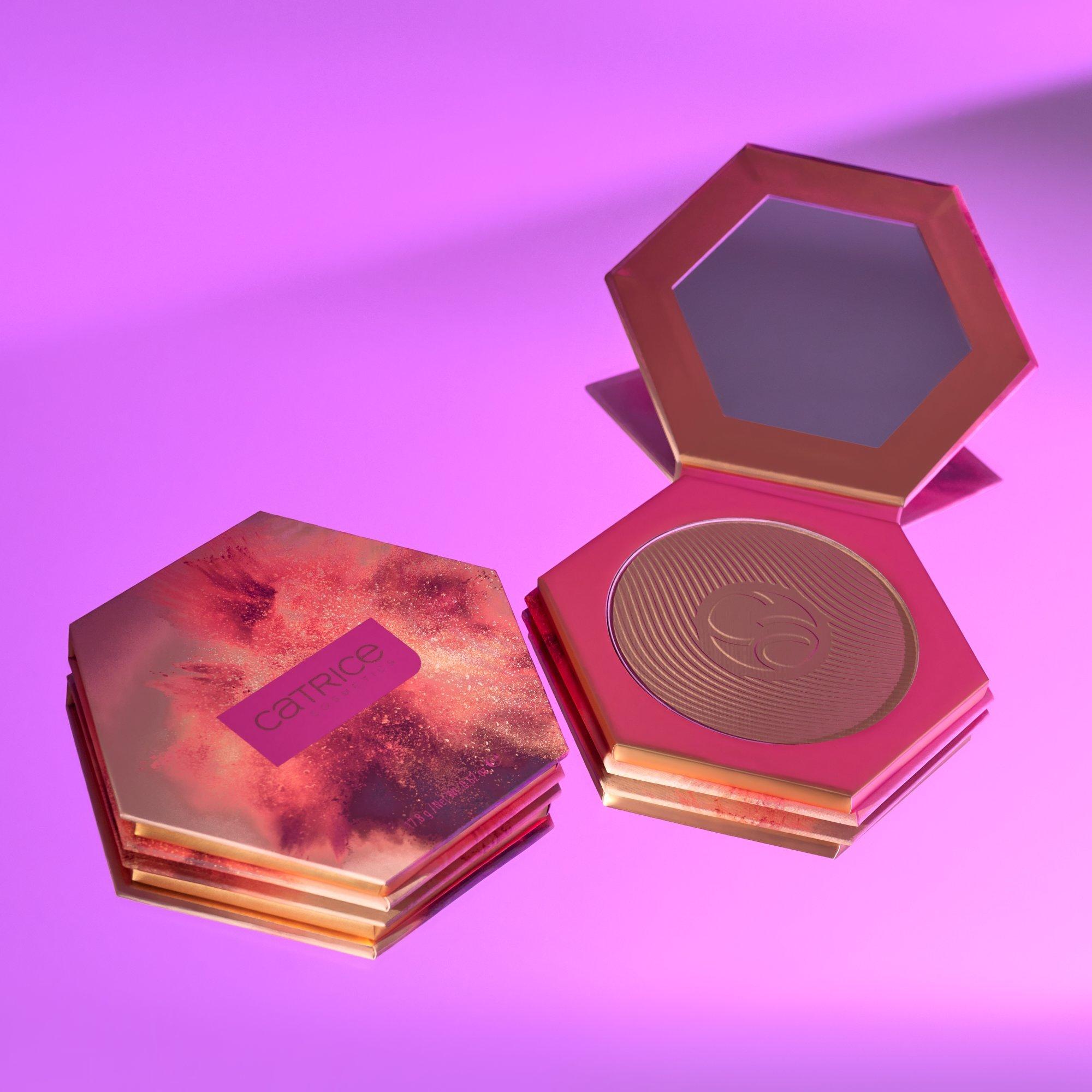 Cumpără CATRICE Pudră bronzantă Maxi Bronzing Powder Medium Bronze Online