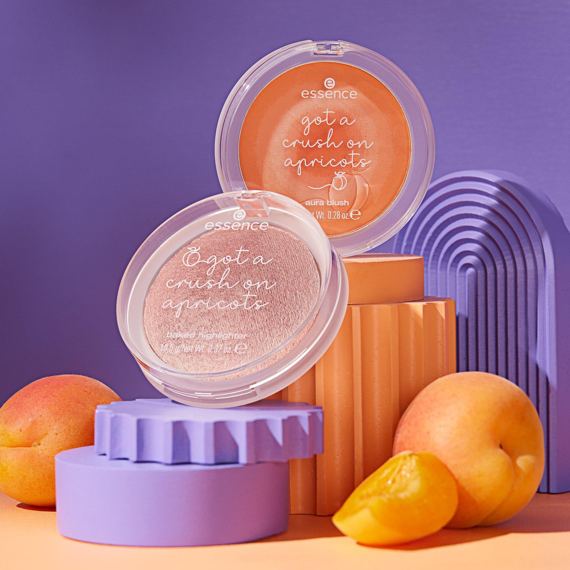 Buy essence got a crush on apricots baked highlighter Feel The Apricôt