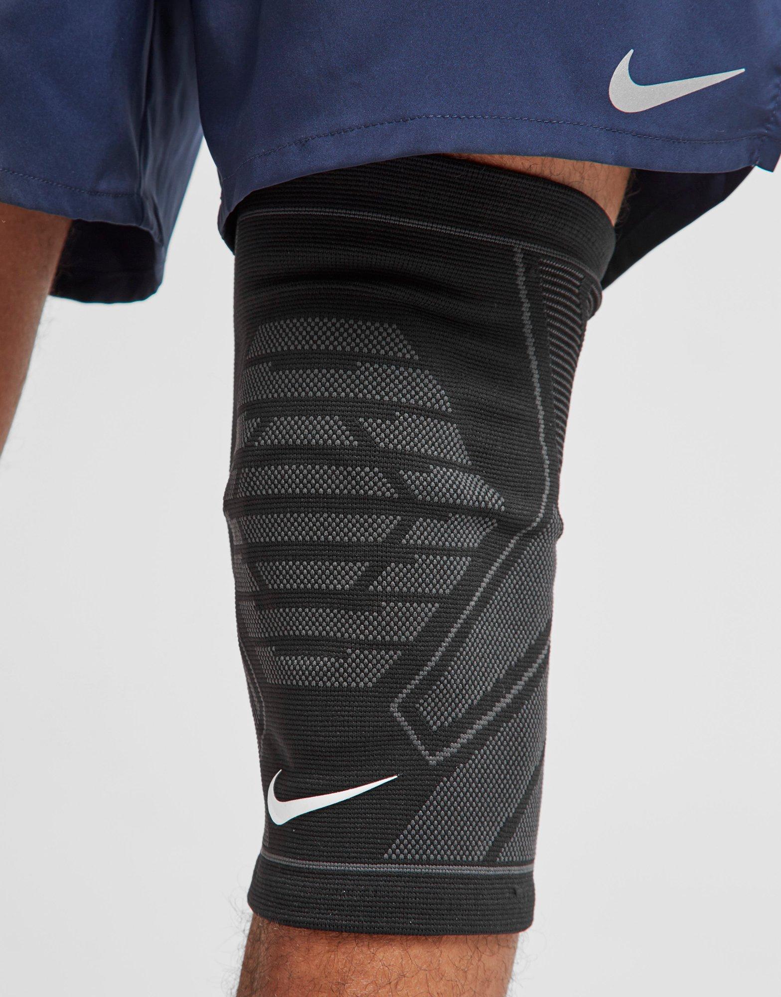 Pro Knitted Knee Sleeve