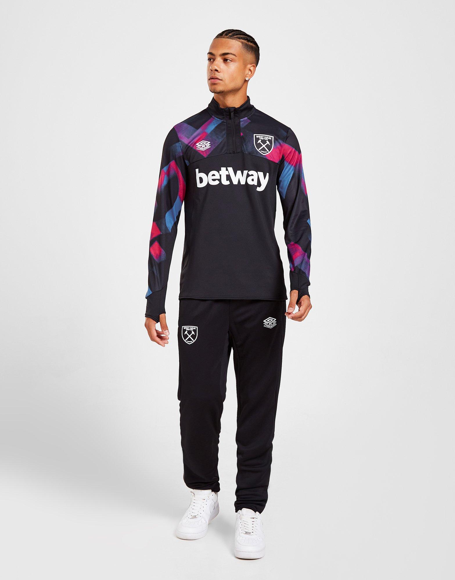 Black Umbro West Ham United Fc Warm Up 1/4 Zip Top | Jd Sports Uk