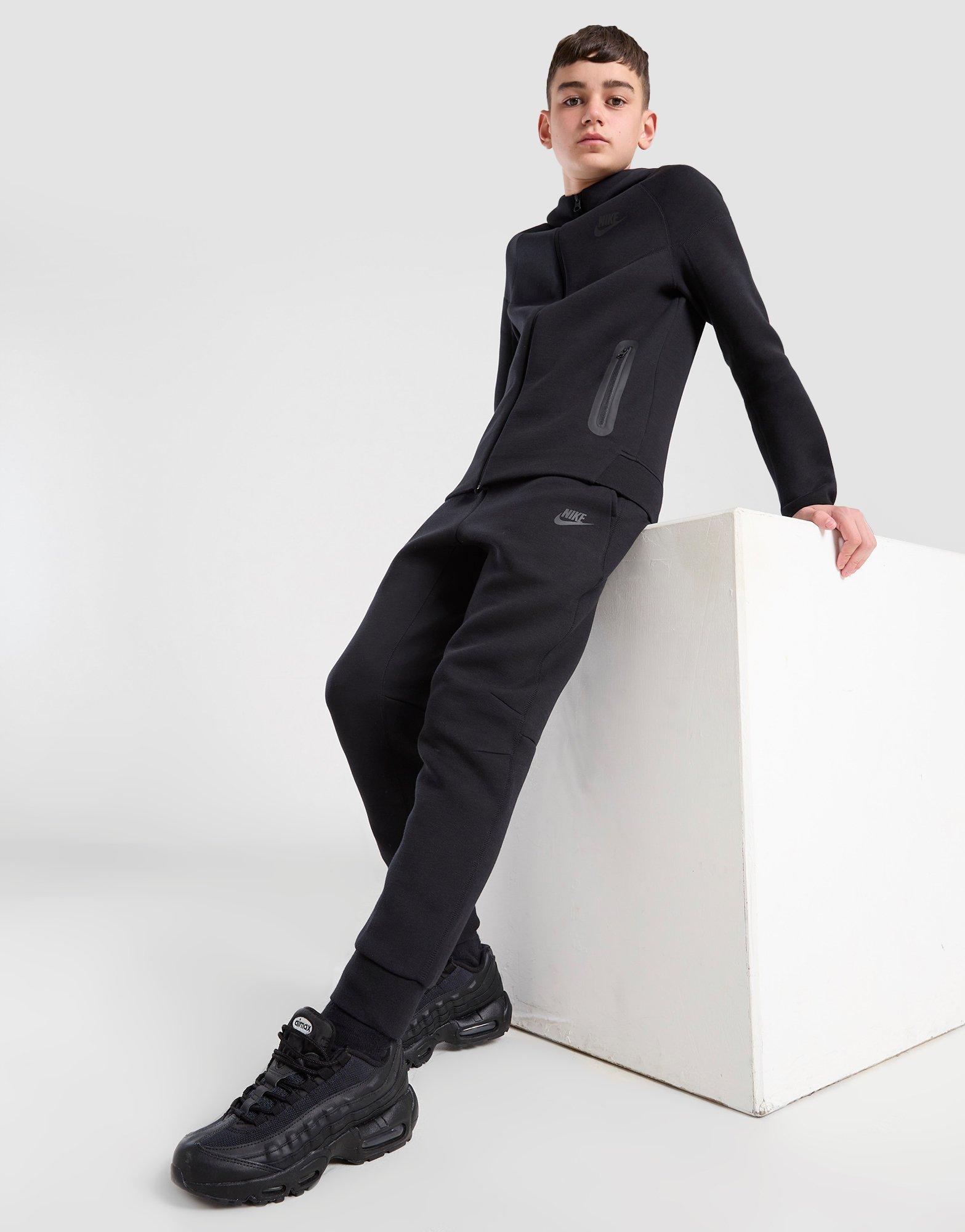 Black Nike Tech Fleece Joggers Junior's JD Sports NZ