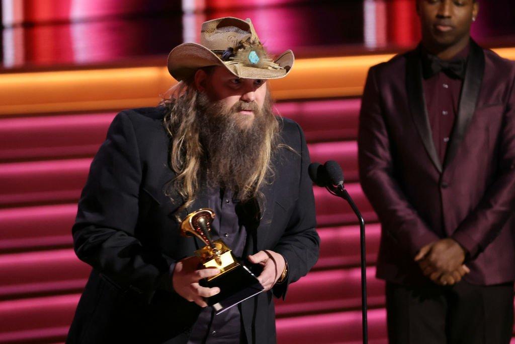 Chris Stapleton Wins Best Country Album for 'Starting Over' 2022