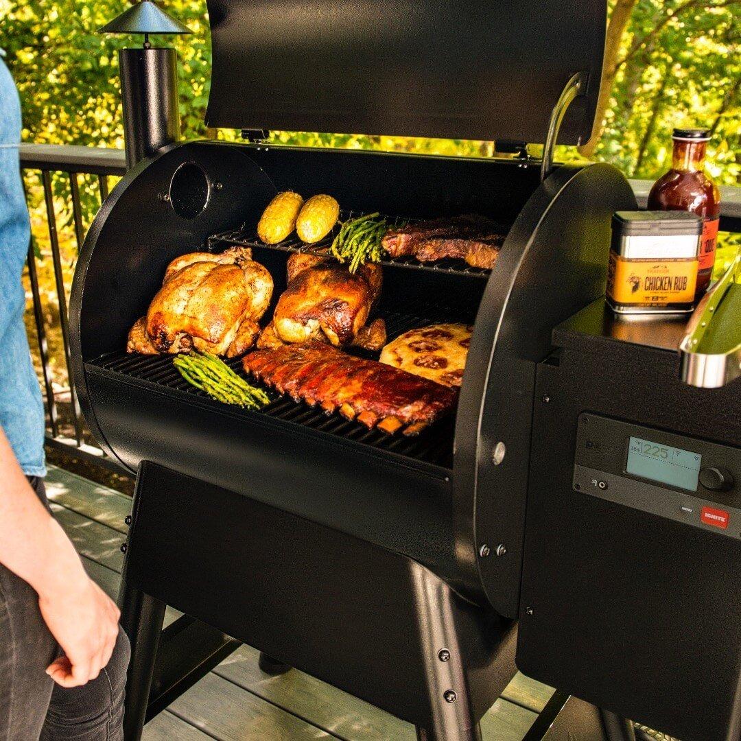 Traeger Pro 575 WiFi Pellet Grill