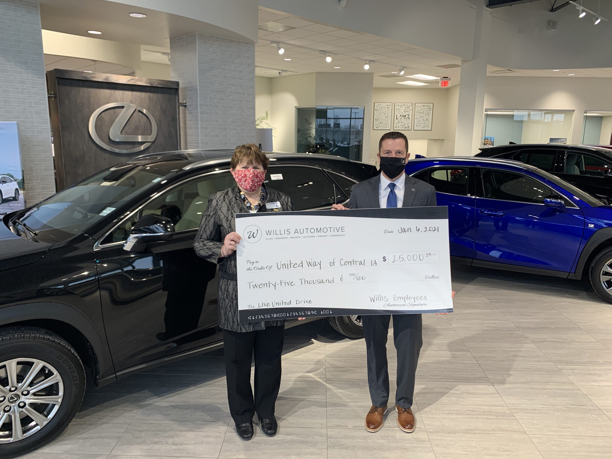 Willis Donates 25,000 to United Way Iowa Automobile Dealers Association