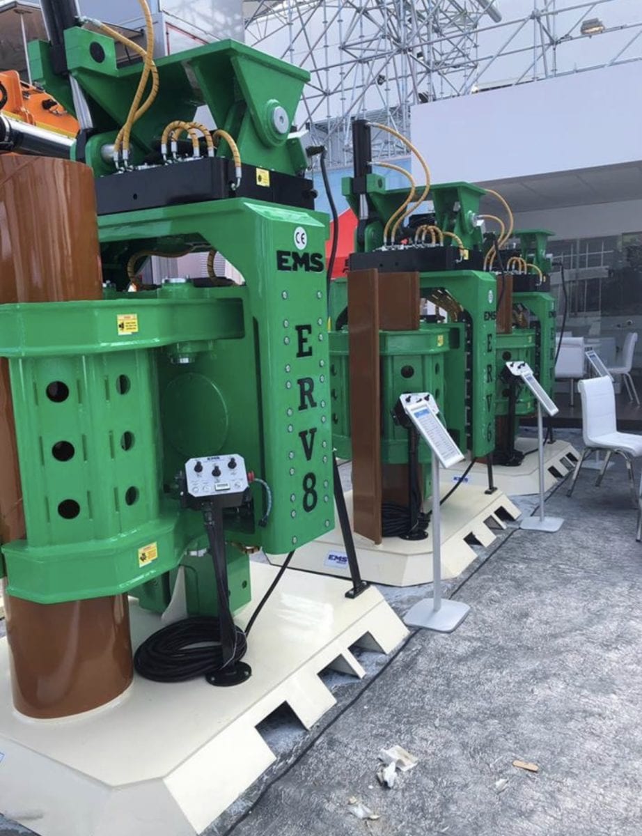 Side Clamp Pile Driver International Attachments