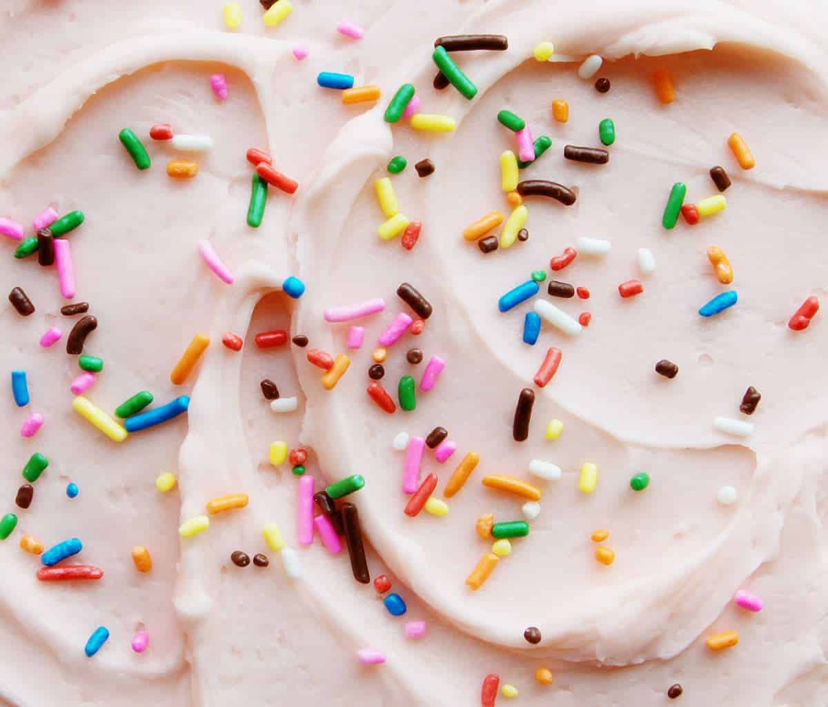 Four Amazing Frostings You Don't Want to Miss! i am baker