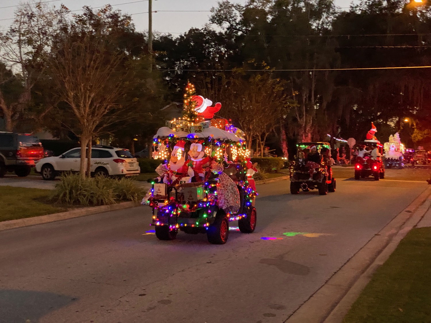 Christmas Golf Cart Parade 2019 M&I / GBMINI
