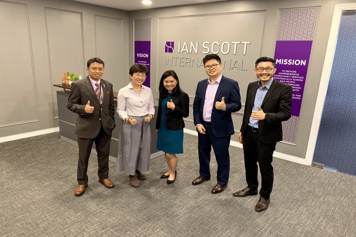 Received a courtesy visit by RICS South East Asia (Singapore).