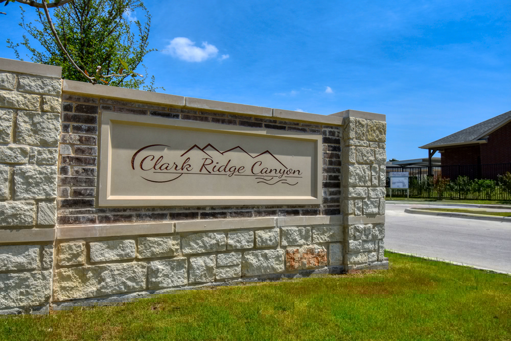 Clark Ridge Canyon Dallas Apartment Locators, Free Apartment locating
