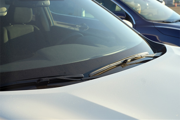 Zero deductible windshield glass replacement bill grinds to a halt
