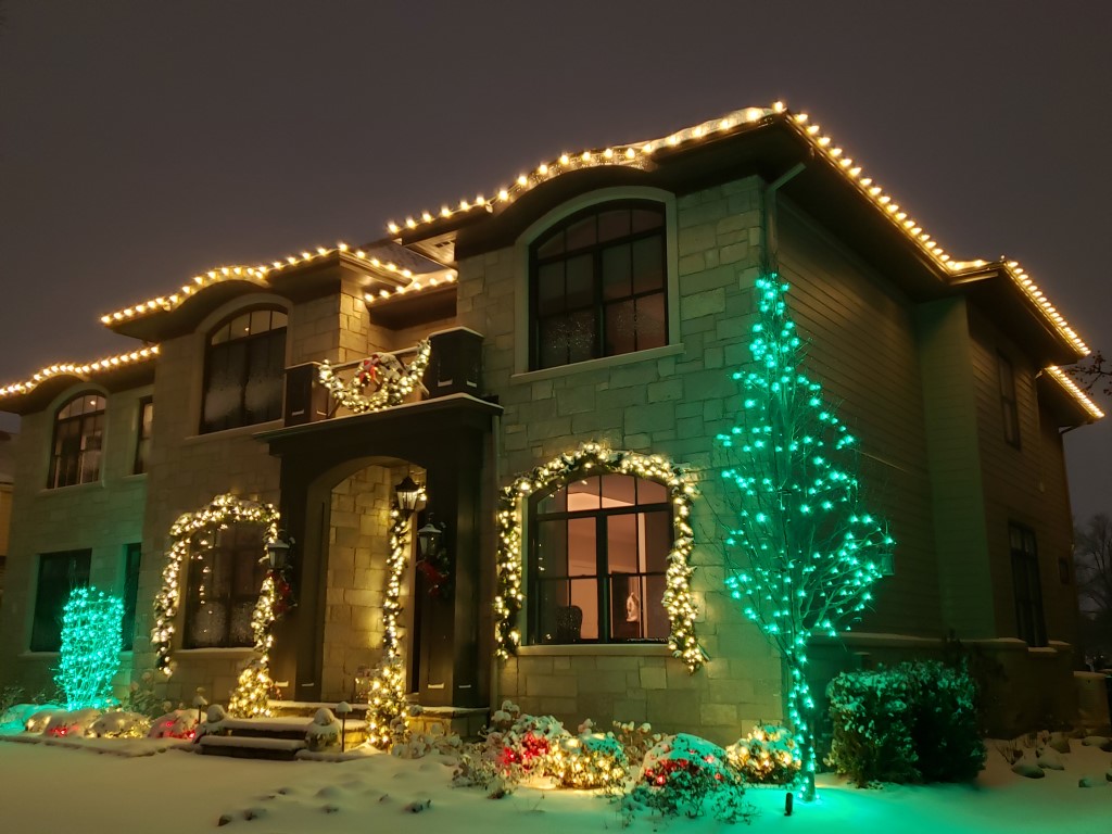Custom Christmas Lighting Glen Ellyn IL