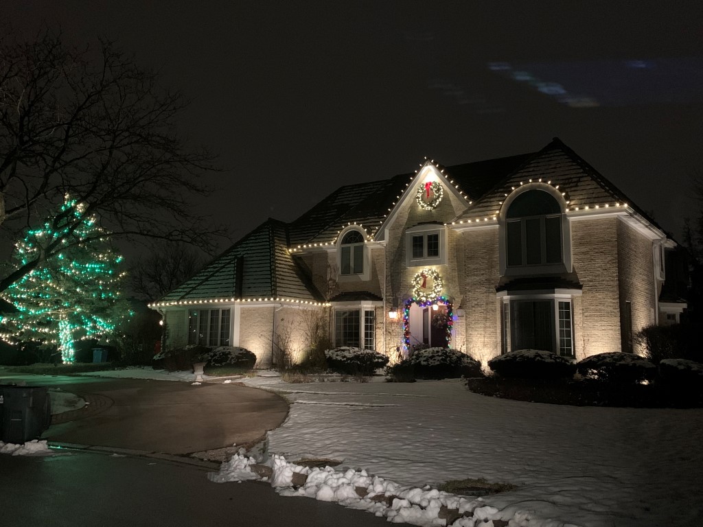 Custom Christmas Lighting Glen Ellyn IL