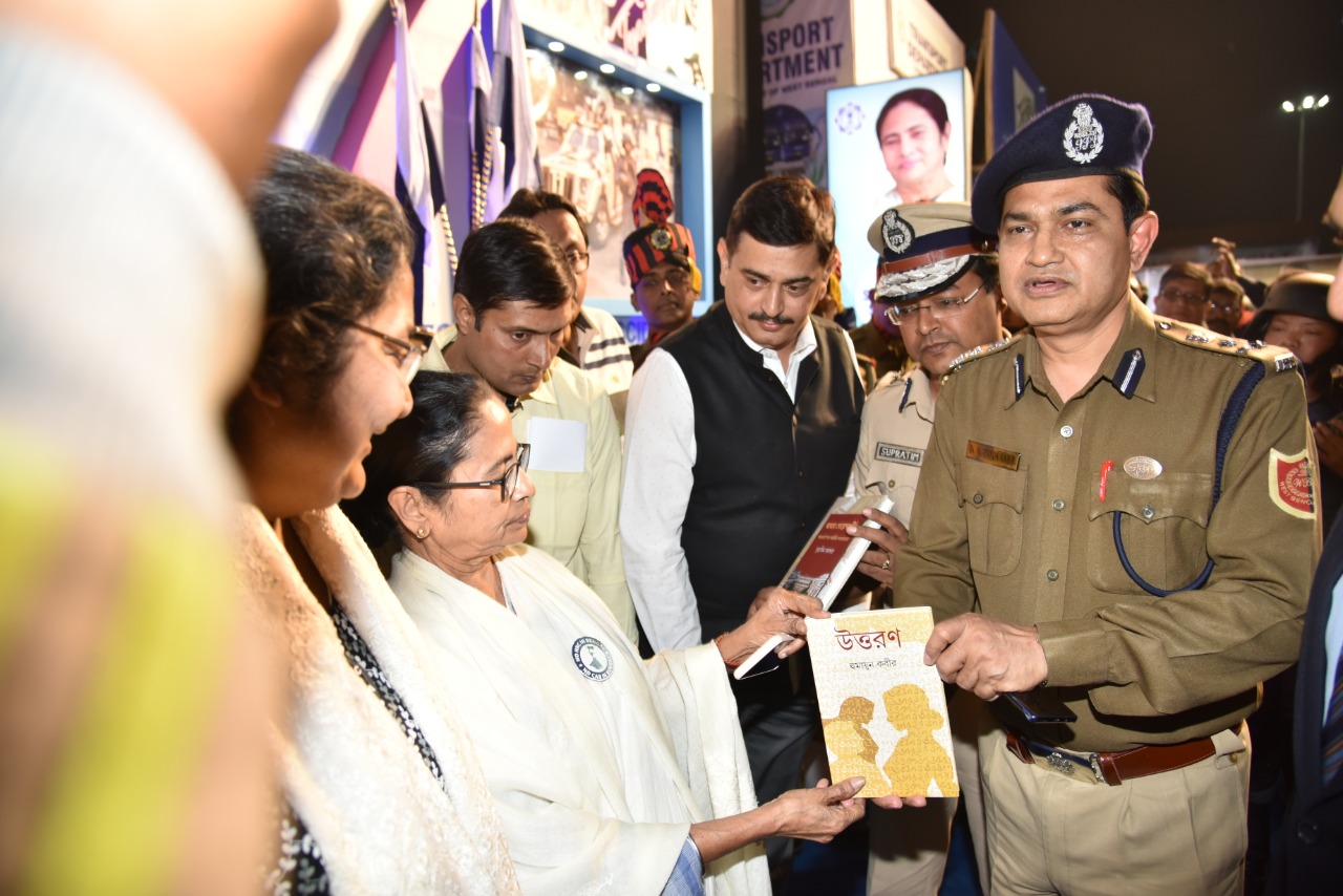 CM Mamata Banerjee launched “Uttaran” a Book by IPS CM Mamata Banerjee launched “Uttaran” a Book by IPS