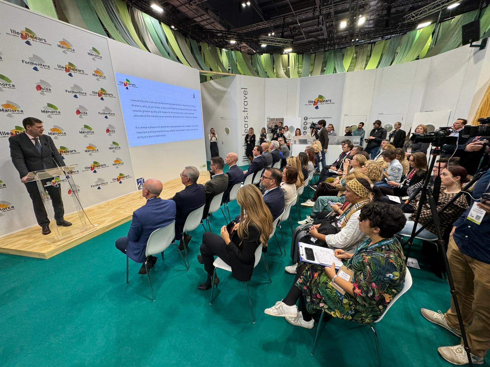 Baleares asegura a los británicos que no hay turismofobia