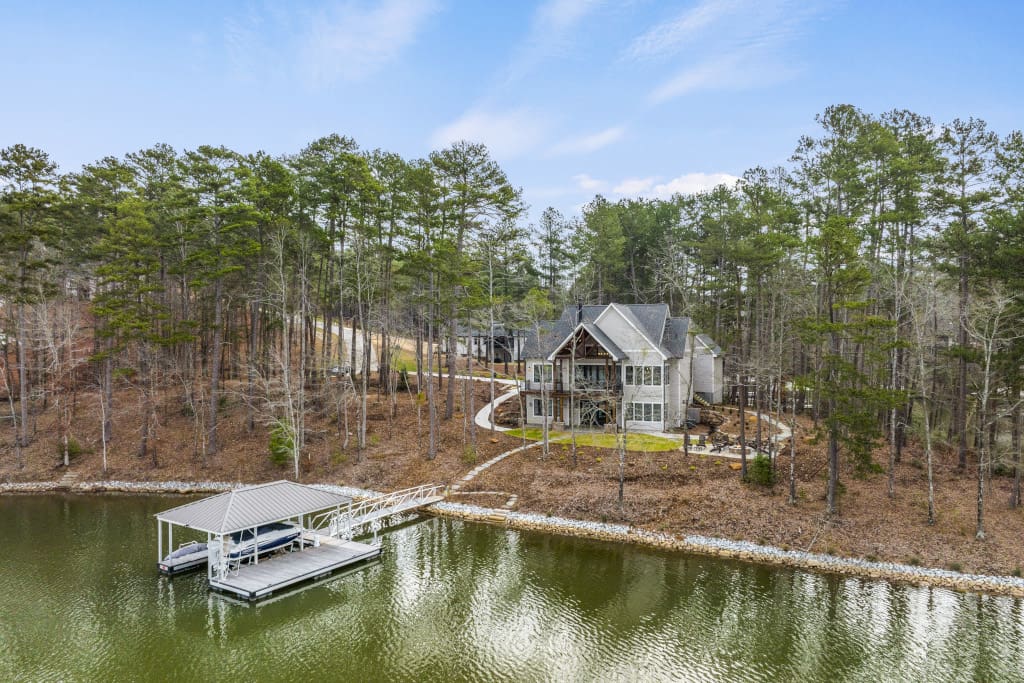 221 Highland Shores IBI Builders