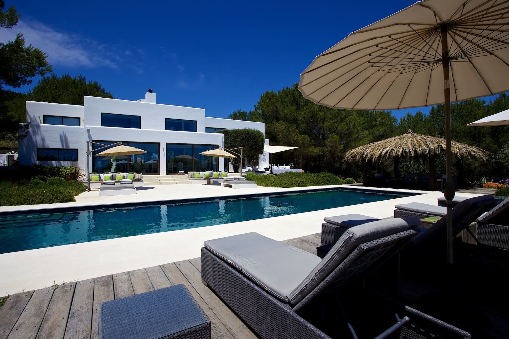 Villa Rovira perfectly equipped for family holiday in the heart of