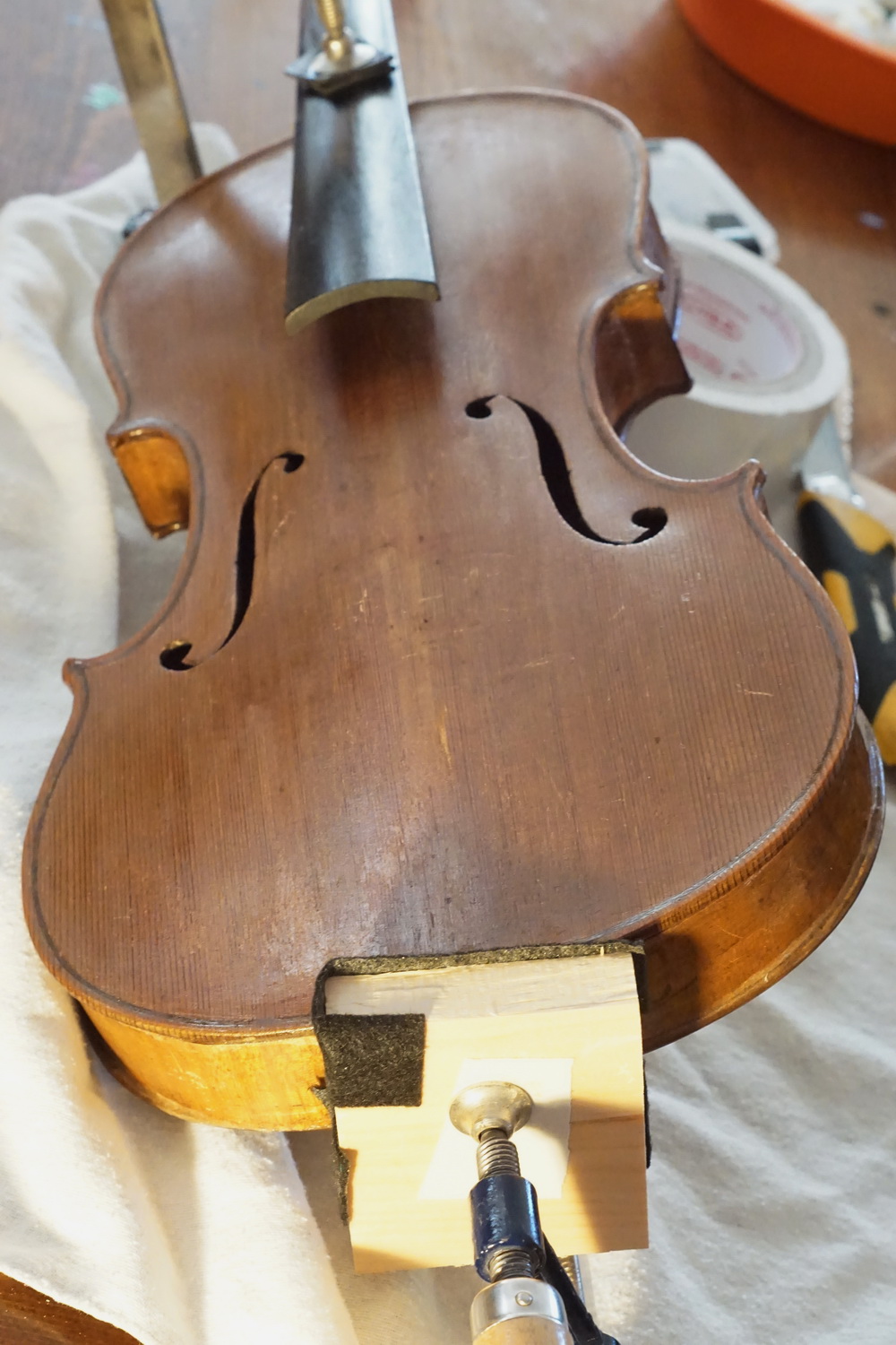 New Glue for an Old Violin Offcuts IBUILDIT.CA