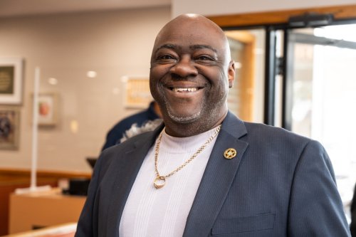 Alderman Accidentally Shoots Himself While Cleaning Gun Flipboard