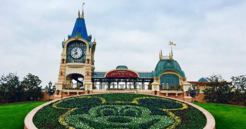 freeform 25 days of christmas 2023 schedule Shanghai Disneyland Shuts Down Due to COVID With Guests Still Inside