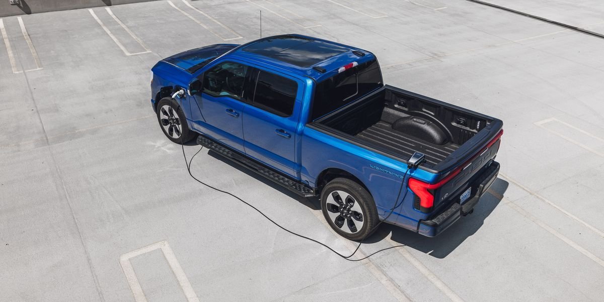 Here's what happened when we plugged Ford's electric pickup into itself
