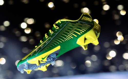 LOOK Ducks unveil cleats for seasonopener vs. Bulldogs