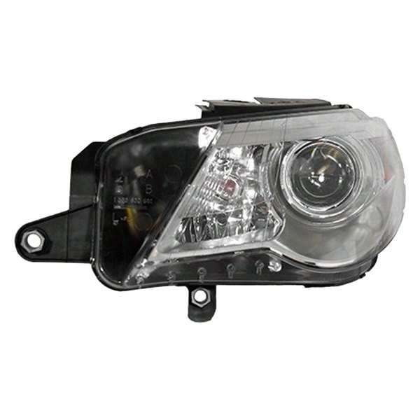 Replace® Volkswagen CC with Curve Lighting, Factory HID/Xenon