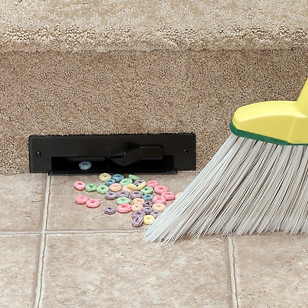 Dirt Devil® 8799BK VacPan Automatic Dustpan