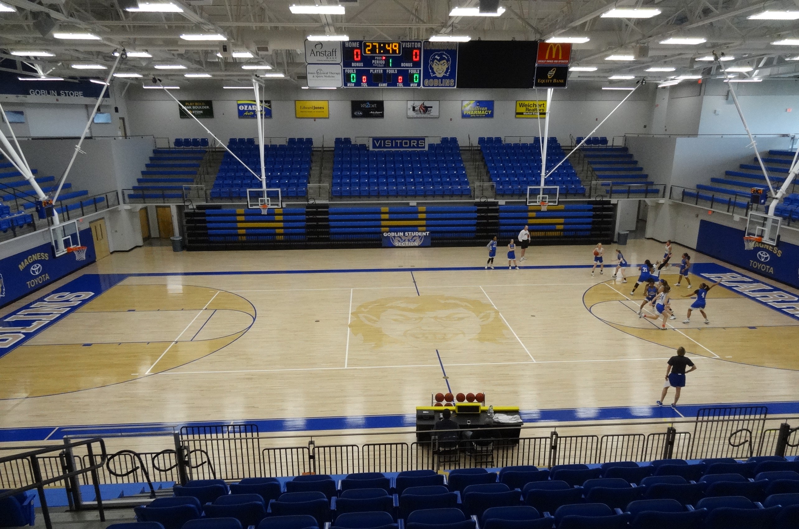 PHOTOS Women’s Basketball shootaround at Harrison High School