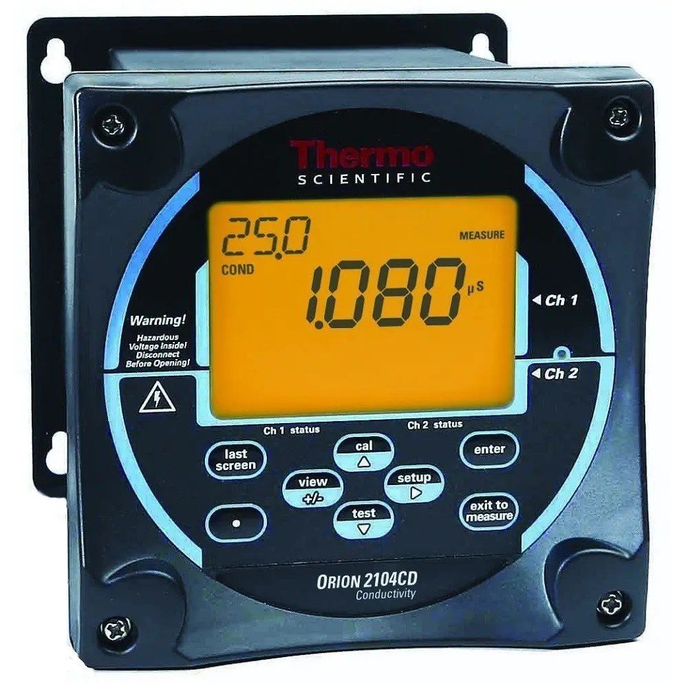 2104CD Conductivity Monitor IC Controls