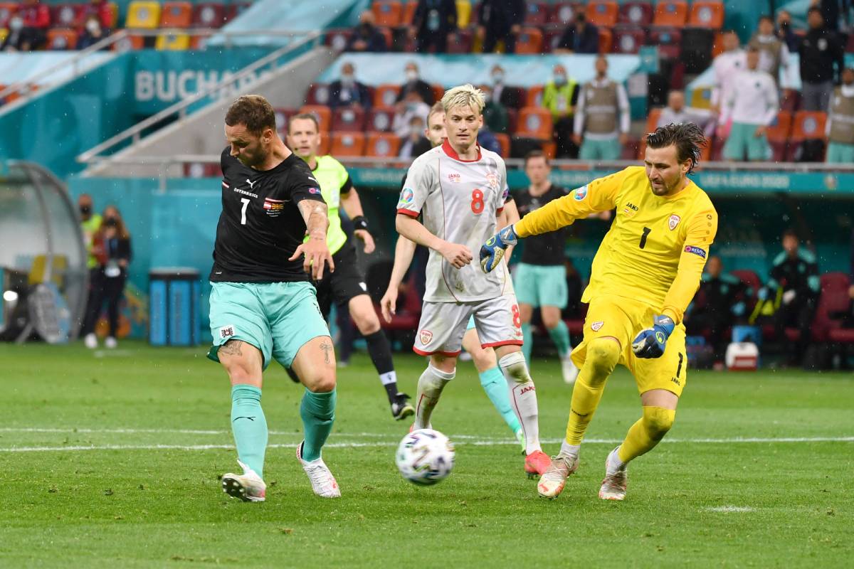 Shanghai port are ready to offload austria winger marko arnautovic to save on his salary. Zi1dle3ijwjkom