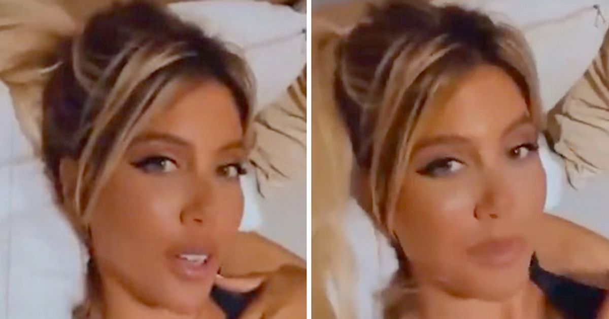 Controversial WAG Wanda Nara suffers embarrassing nip slip on Instagram live, does not notice