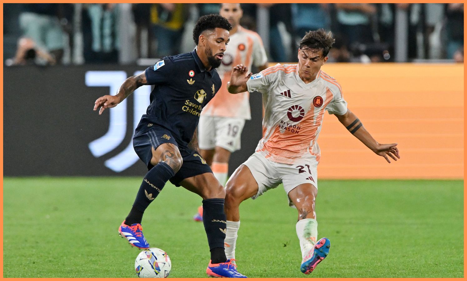 Newcastle listo para negociar el traspaso de Douglas Luiz con Juventus.