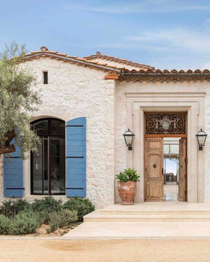 How to Decorate a Modern Mediterranean Home 