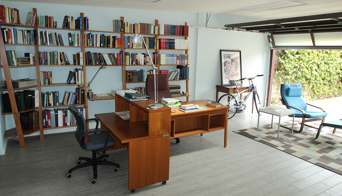 Self-Employed Home Buyer Strategy: What is Live-Work Real Estate?