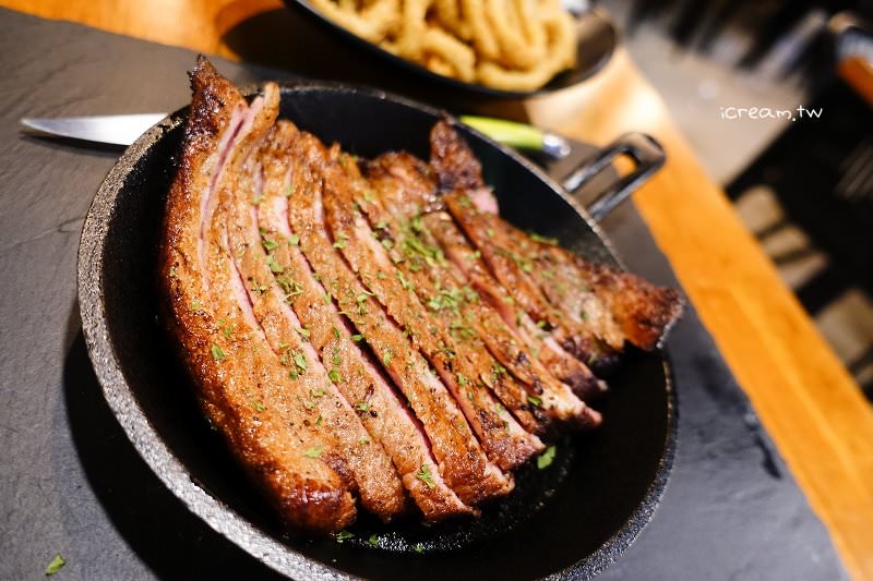 【台北內湖】Mastro Cafe – 超嫩豬肋眼 巨大戰斧豬排 聚餐超適合美式餐廳 消夜大推