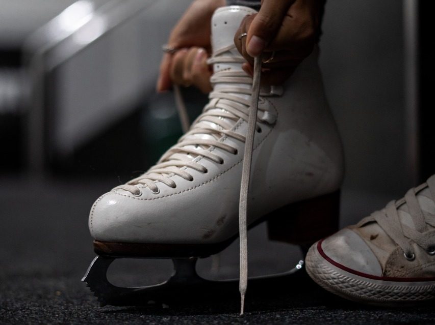 Ankles Hurt When Ice Skating? Causes + Soothing Tips Ice Skate Nerd