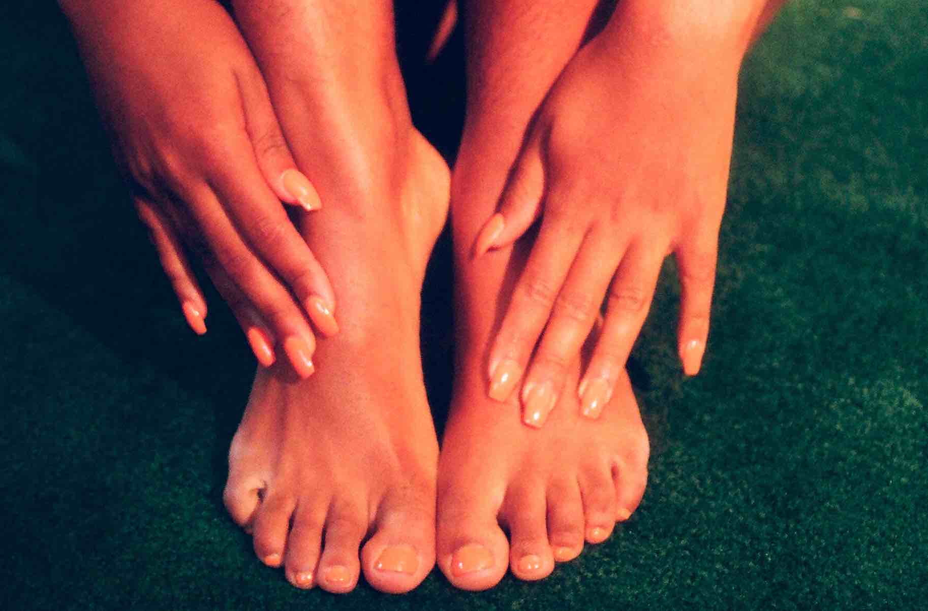 Feet Hurt When Ice Skating? Causes + Soothing Tips Ice Skate Nerd(07)