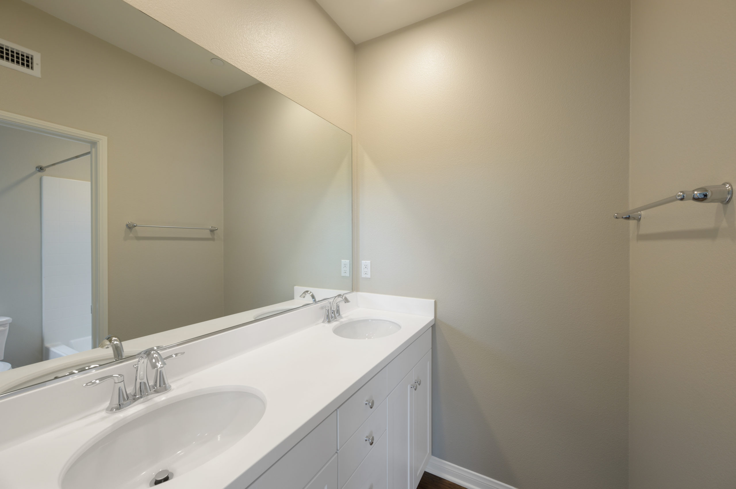 19 Irvine Campus Housing Authority