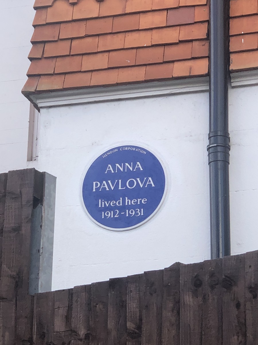 【英国のなかのロシア】アンナ・パヴロワの暮らした家 Ivy House in Golders Green