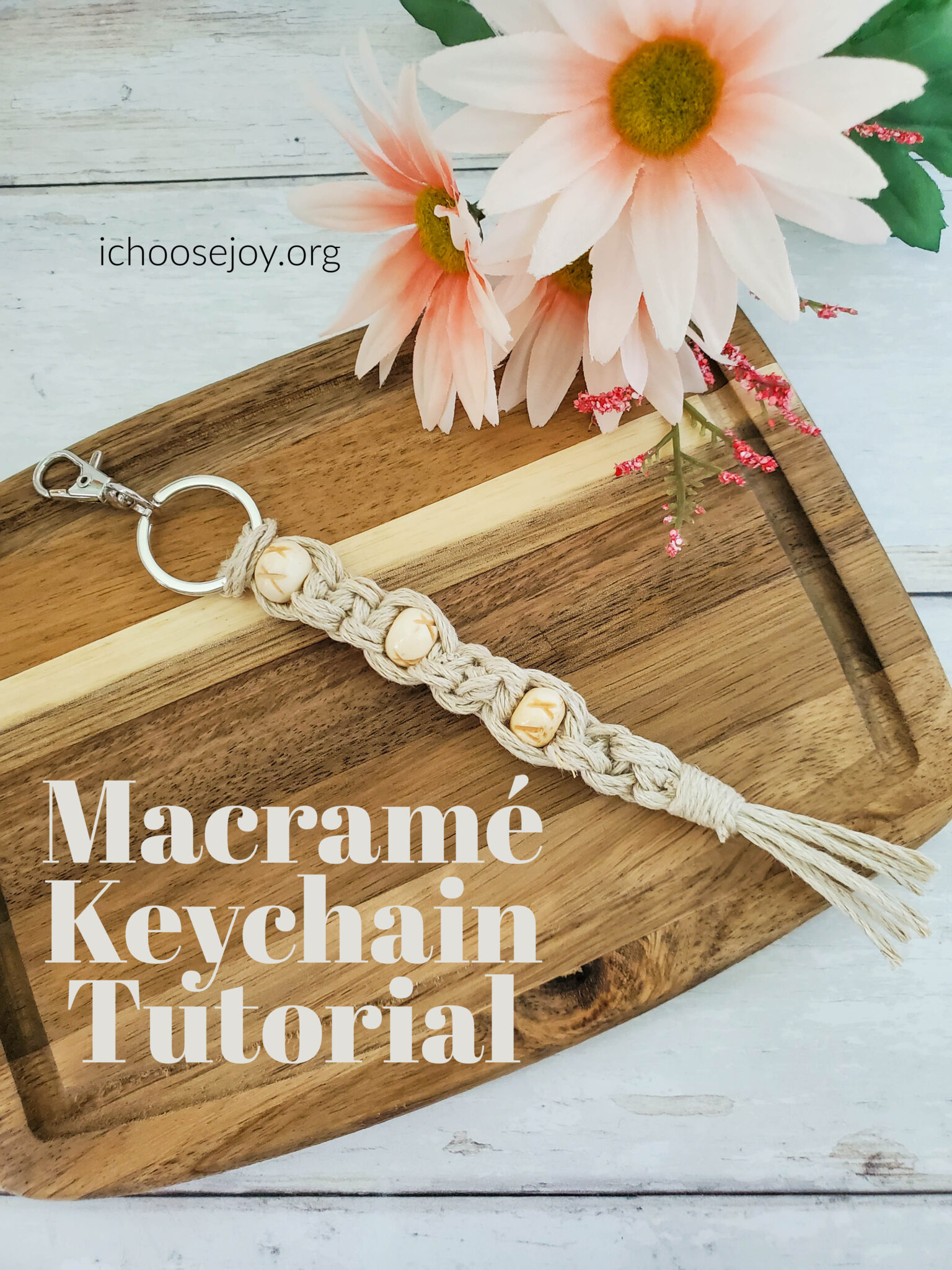 Macramé Keychain Tutorial Homemade Christmas Gift Idea