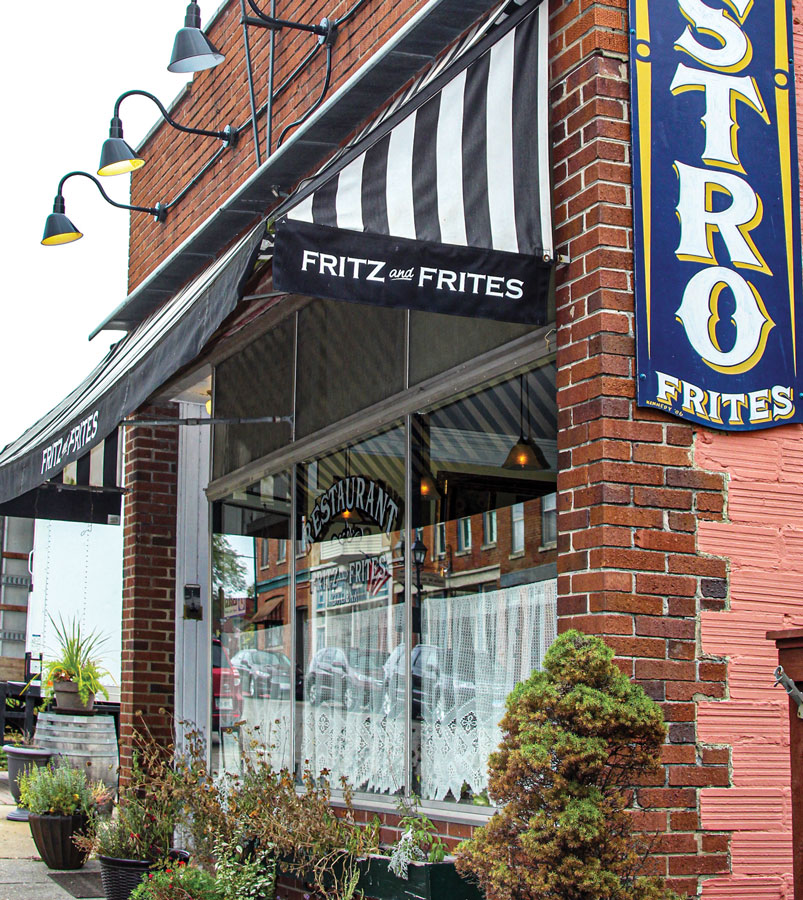 Support local restaurants Illinois Country Living Magazine