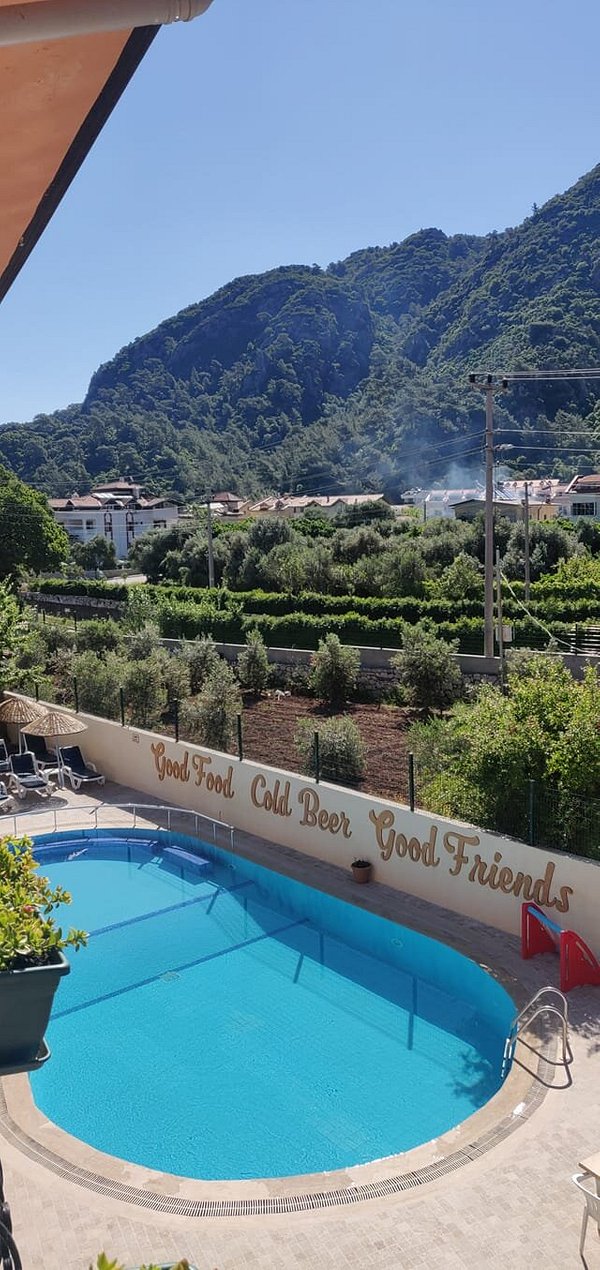 One Bedroom Apartment Leon's Sun Village Apartments