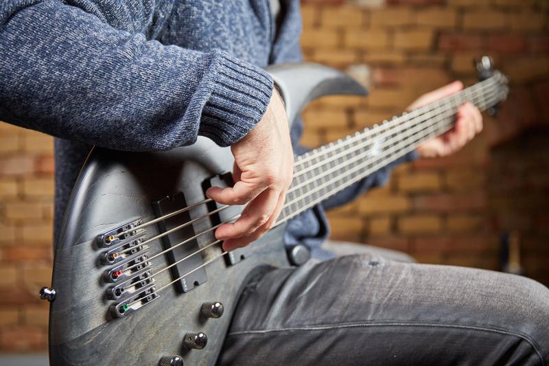 Bass Notes A StepbyStep Guide for Beginners Elevate