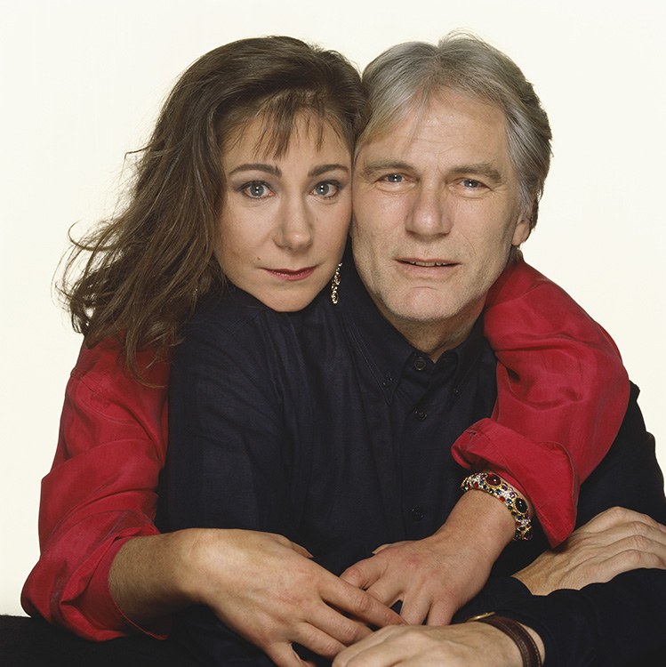 AF008 Zoe And Adam Faith Iconic Images