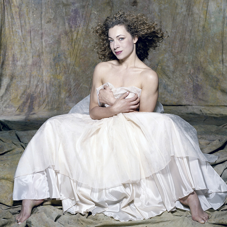 TOF265 : Alex Kingston - Iconic Images